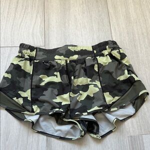 Lululemon Athletica Green Camo Athletic Shorts